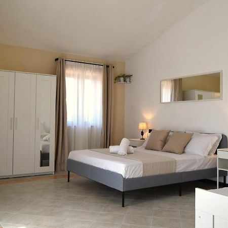 ホテル La Terrazza オルビア エクステリア 写真